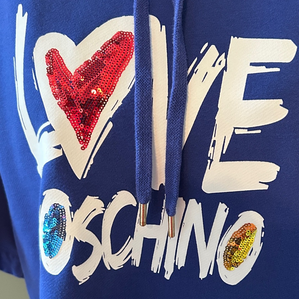Love Moschino women’s Royal Blue Heart Sweatshirt